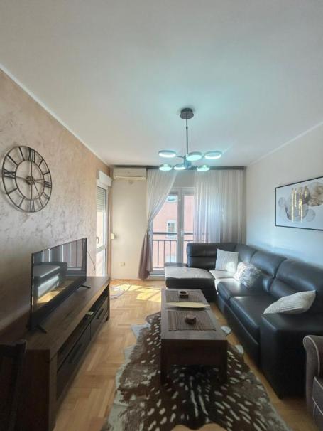 Jednosoban stan 44m2, Izdavanje, Podgorica