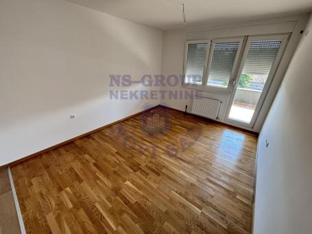 Dvoiposoban stan u Petrovaradinu 