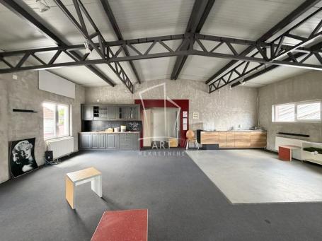Magacinsko-kancelarijski prostor, mereno 1450 m2 ID#15724