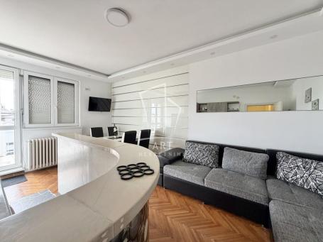 Uknjižen, renoviran stan, mereno 59m2 ID#15795