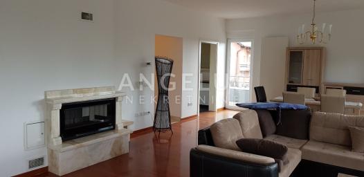 Zagreb, Prekrižje -  stan za najam, 200 m2