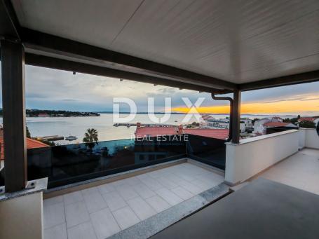 ZADAR, PETRČANE - Incredible 3 apartments in one, second row to the sea! Investment opportunity!