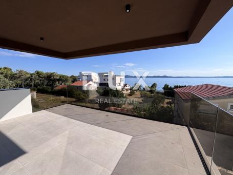 ZADAR, KOŽINO - Beautiful apartment 100 meters from the beach with panoramic views of the sea and th