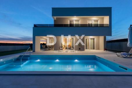ZADAR, VRSI – Komplett möblierte Villa mit Swimmingpool und Garage!