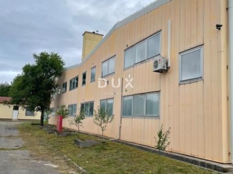 UDBINA - Dugoročni najam industrijske hale 3.524 m² s vlastitom trafostanicom (360 kW), prilika!