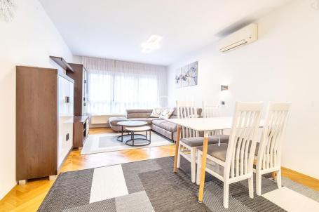 Zagreb, Radnička cesta, trosoban stan u novogradnji garažno parkirno mjesto