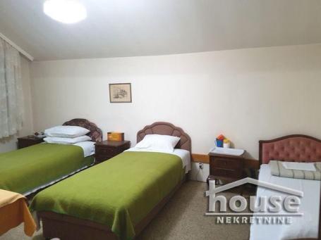 SREMSKA KAMENICA - SREMSKA KAMENICA - 1316.00 m2