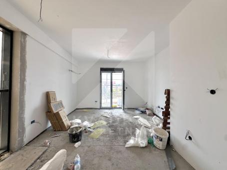 Prodaja, Dvosoban stan, Podgorica, Stari Aerodrom, 70m2