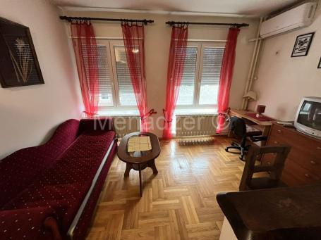 Primorska, kod Zire, 23m2,1/5, namešten