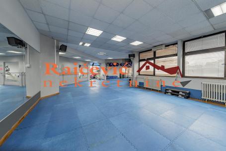 CUKARICA BANOVO BRDO 273m2 , 2300e