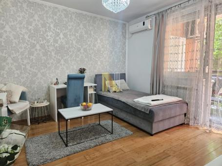 Dvosoban stan u blizini Futoške pijace
