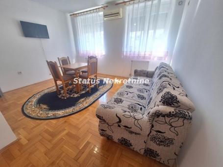 Garsonjera na Grbavici, Novi Sad, 25 m², 3. sprat