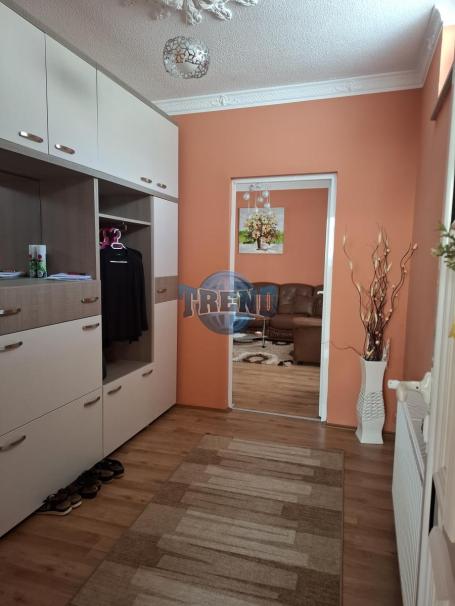 Trosoban stan u centru Svilajnca, 85 m², 2. sprat