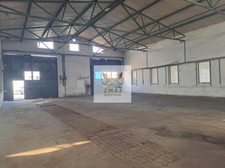HALA 300M2 - VISOKI PLAFONI 8 METARA!! - SAJLOVO