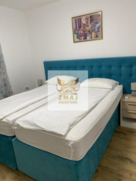 NA PRODAJU-TRI APARTMANA OD 42m2, ODLICNA INVESTICIJA!