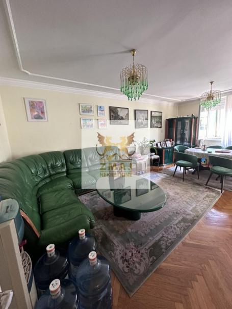PETOSOBAN STAN, NAJLEPSI DEO GRBAVICE! 151m2, KVALITETNA GRADNJA
