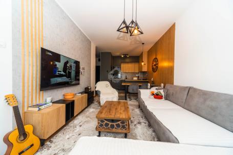 Jednosoban stan 45m2 + garaža, Pobrežje - Podgorica