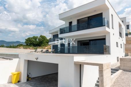 KVARNER, CRIKVENICA - Novogradnja, luksuzna kuća neto 340 m2!
