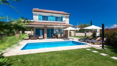 OTOK KRK, PREKRASNA VILLA S BAZENOM