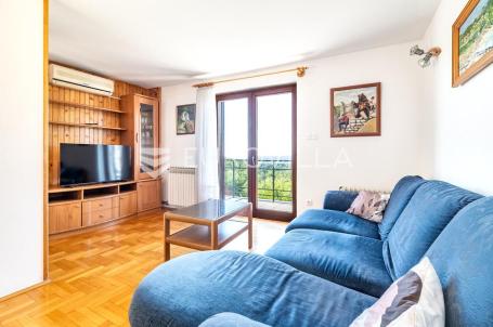 Zagreb, Šestine, prostran trosoban stan za najam 92,65 m² s dva balkona, garaža