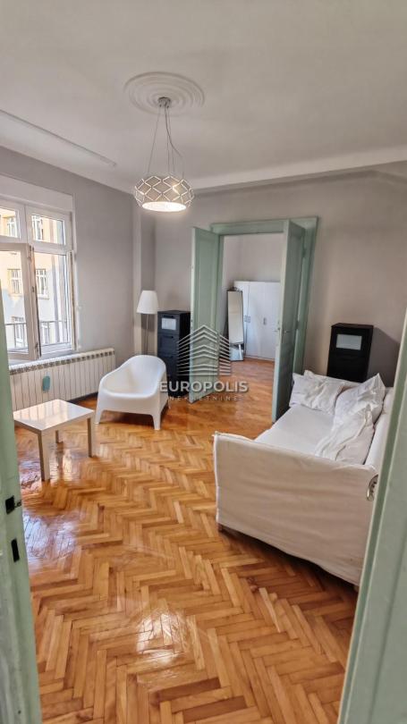 Renoviran 3.0 stan kod ekonomskog fakulteta ID#9807
