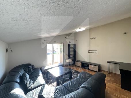 Izdavanje, Trosoban stan, Podgorica, Zagorič, 100m2