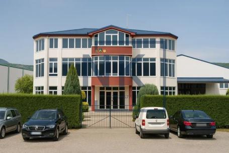 Prodaja | Poslovni prostor | 900m2 | Podgorica, Mareza
