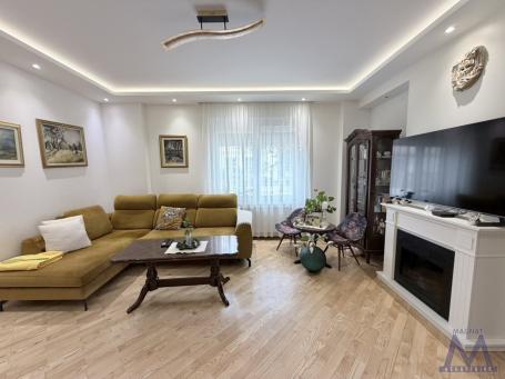 Novi Sad, Telep. TROSOBAN STAN U KUĆI SA DVORIŠTEM 120m2! Stan se nalazi u vrlo lepoj i održavanoj k