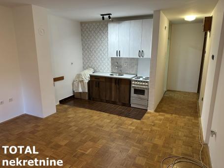NOVI SAD - NOVO NASELJE ŠONSI - 27.00 m2