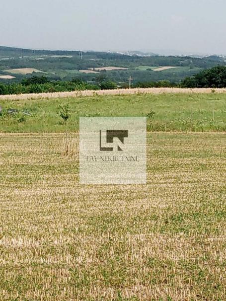 Na prodaju 3 građevinska placa u Bariču