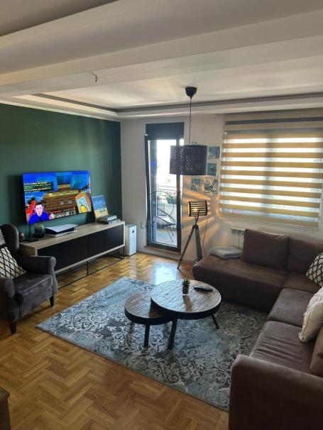 Olimp, Mirka Lukovića, 59m2
