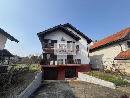 Prostrana kuća od 353 m² na placu od 6.22a – mirna lokacija, idealna za porodičan život