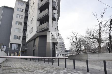 LOKAL 215m2, PARAĆIN CENTAR