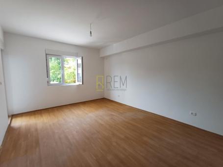 Prodajemo- jednosoban, neuseljavan stan 45m², Zabjelo