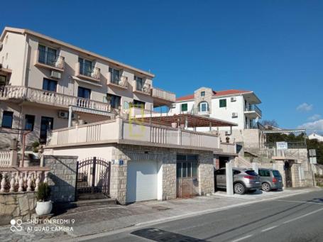 PRODAJA – VILA SA APARTMANIMA ĐURAŠEVIĆI, TIVAT