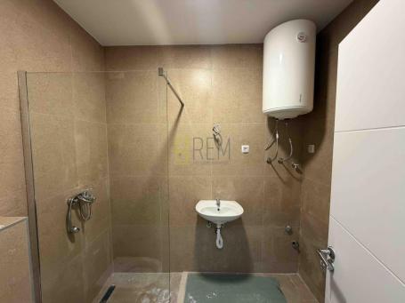 Izdavanje- jednosoban stan 45m2, Tolosi