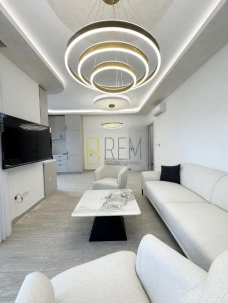 Prodajemo- dvosoban namjesten stan 75m2, pogled na more, Becici