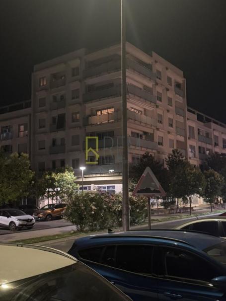 Prodaja – jednosoban stan, Toloski apartmani