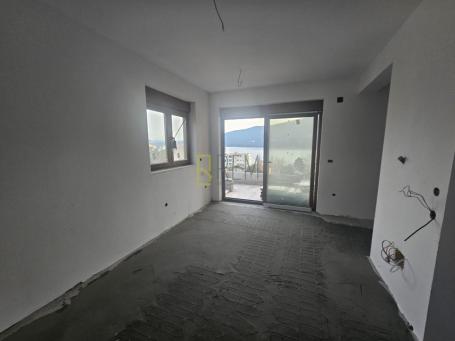 Na prodaju – Dvosoban stan u izgradnji sa trajnim pogledom na more – Mattone, Đenovići