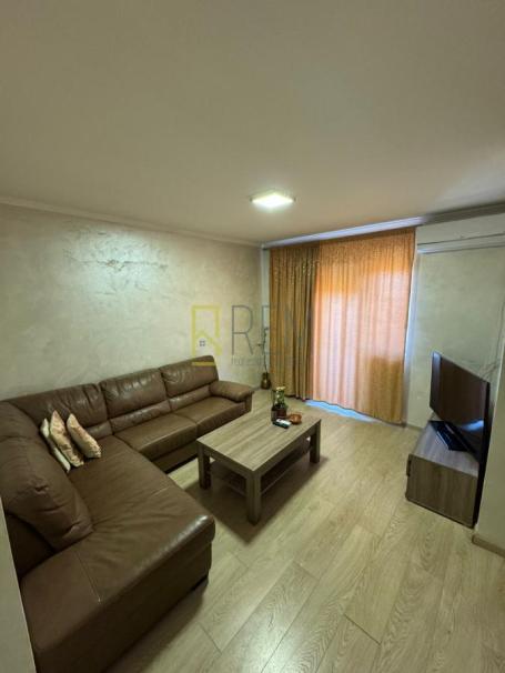 Prodajemo- jednosoban stan 49m2, Centar Podgorica
