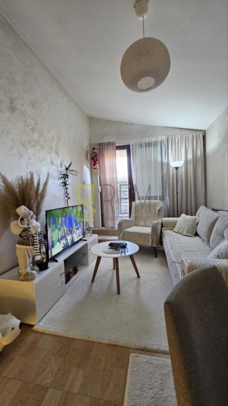 Prodaja- dvosoban stan 42m², Preko Morače, Podgorica