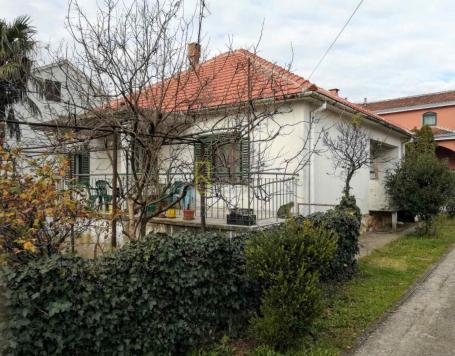 Prodaja- kuca 150m2 Ibricevina