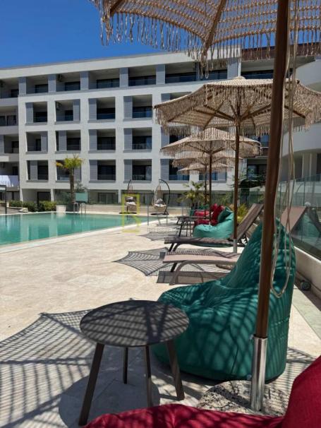 Prodajemo- jednosoban lux stan 93m2, u Centru grada, Mala Plaža u Ulcinju