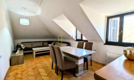 Prodajemo- namjesten jednosoban stan 54m2, Centar, Cetinje