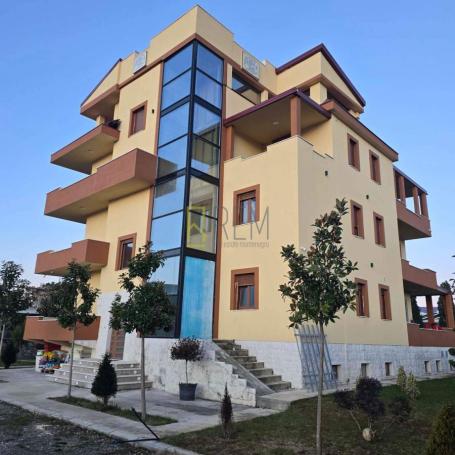 Izdavanje- vila, Donja Gorica