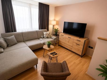 Atraktivan dvoetažni stan od 65 m² – uselite bez ulaganja