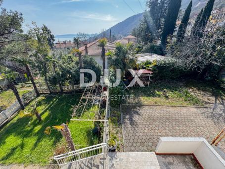 OPATIJA, MOŠĆENIČKA DRAGA – etaža kuće podijeljena na 3 apartmana samo 500 metara od plaže, vrhunska