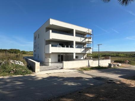 OTOK PAG, POVLJANA, 2s+db stan u vrhunskoj novogradnji