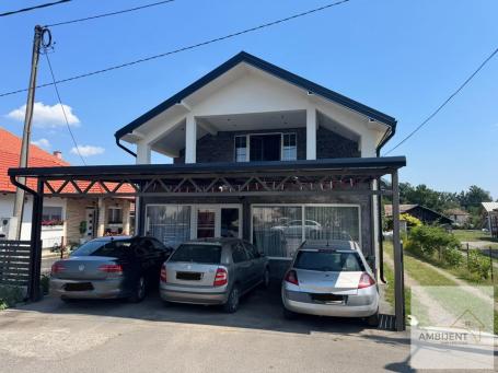 Kuća 350 m² sa 7,39 a placa, Lajkovac, Jabučje centar