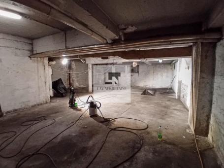 Izdaje se višenamenski poslovni prostor – Dorćol | 150 m²